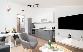 Apartment Gaia
